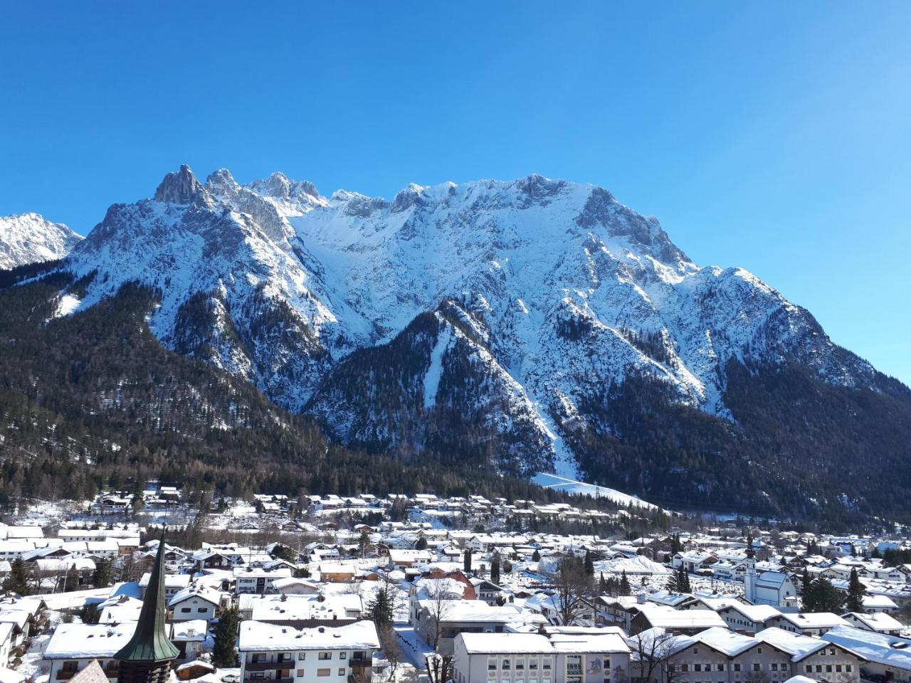 Alpenappartements Schwalbennestl Mittenwald Exterior foto